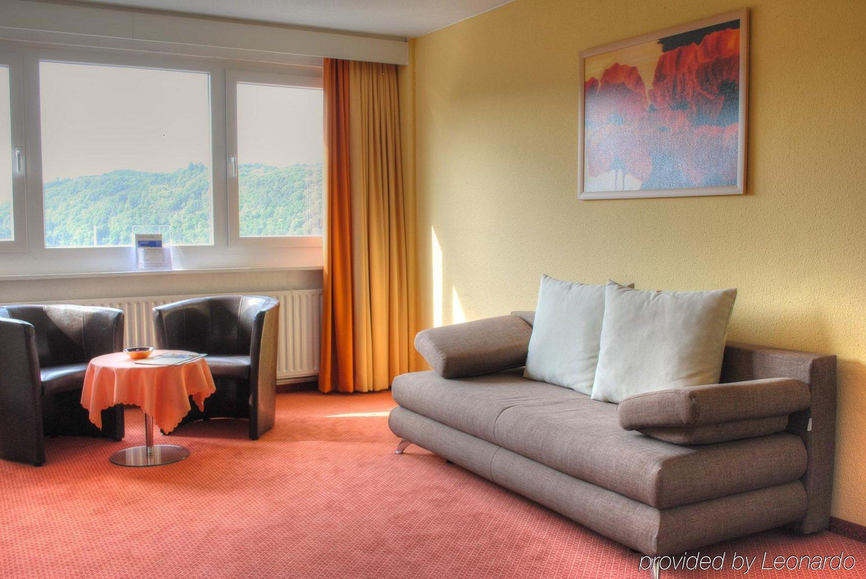 Opal Hotel 3*